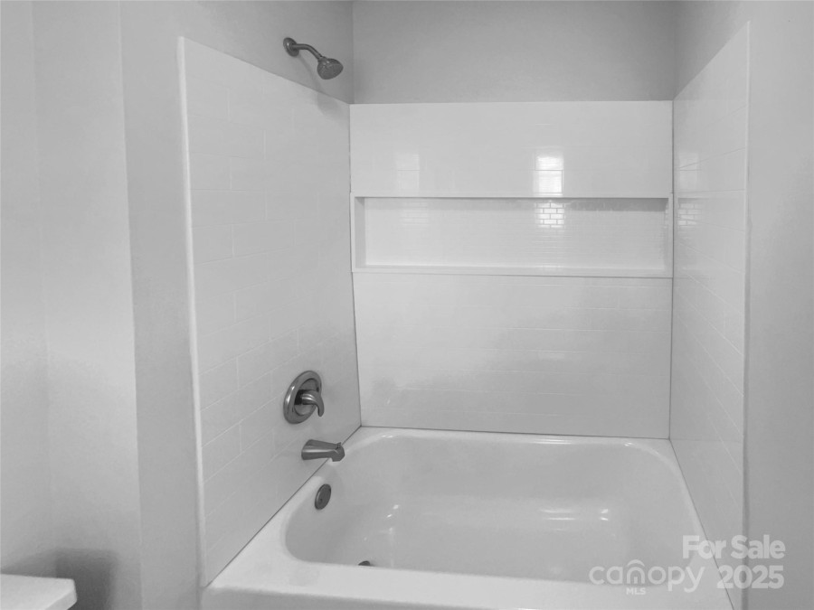 2725 Fair Oaks Dr Gastonia, NC 28054