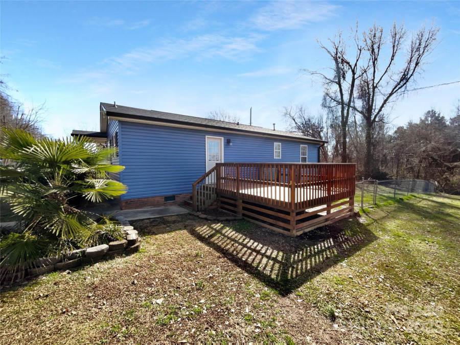 2725 Fair Oaks Dr Gastonia, NC 28054