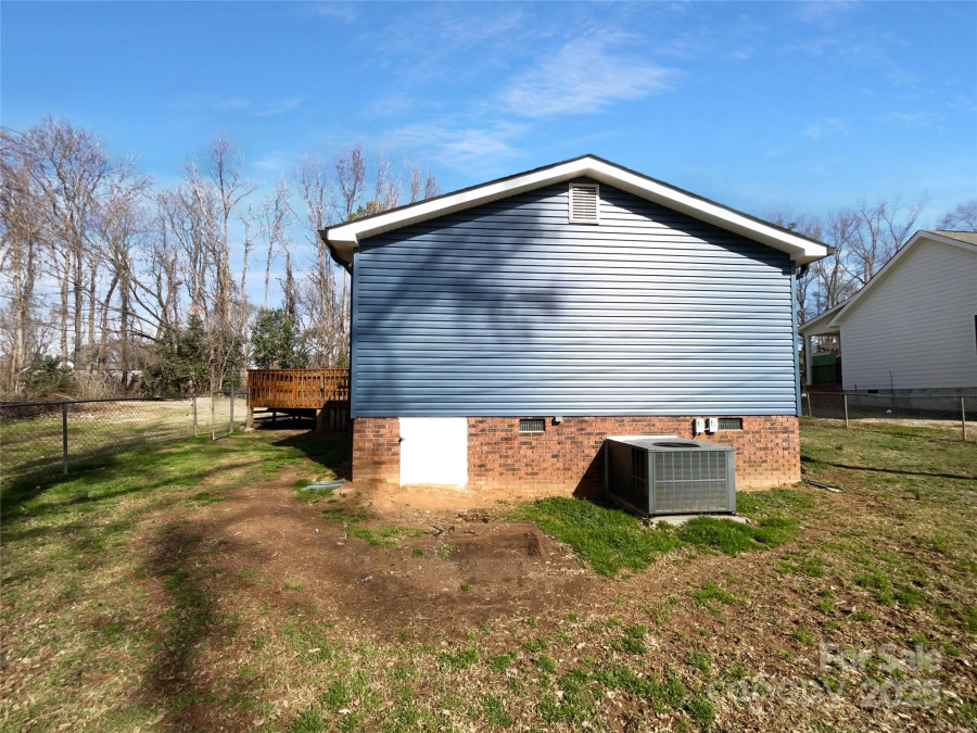 2725 Fair Oaks Dr Gastonia, NC 28054