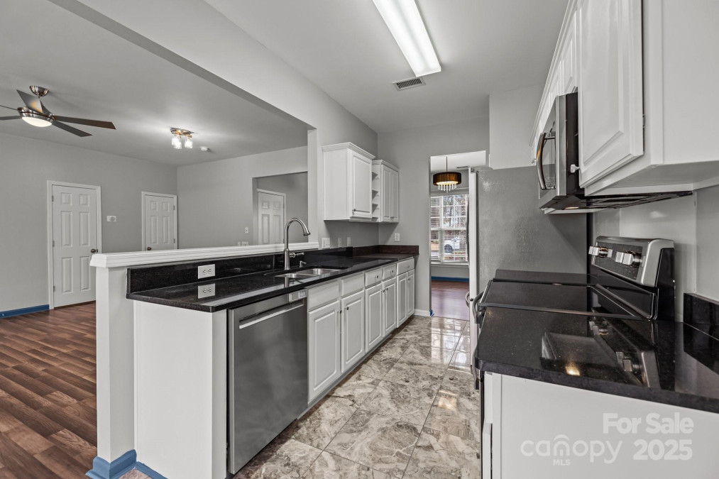 11712 Huxley Rd Charlotte, NC 28277