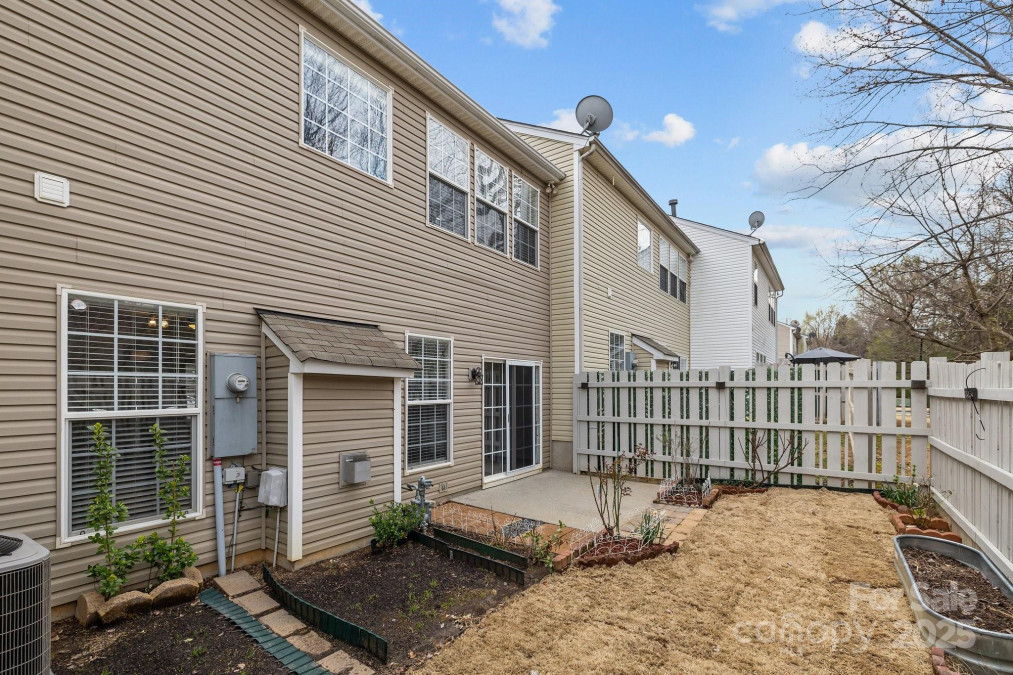 11712 Huxley Rd Charlotte, NC 28277
