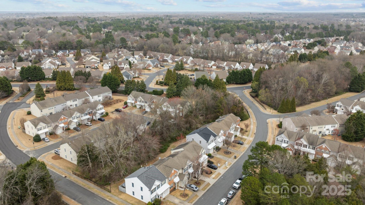 11712 Huxley Rd Charlotte, NC 28277