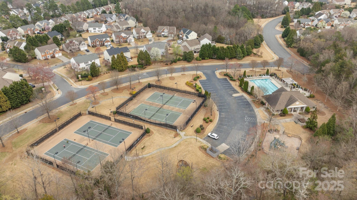 11712 Huxley Rd Charlotte, NC 28277