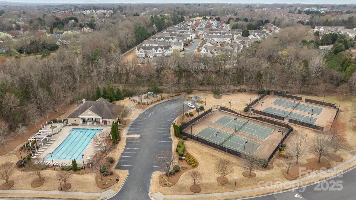 11712 Huxley Rd Charlotte, NC 28277