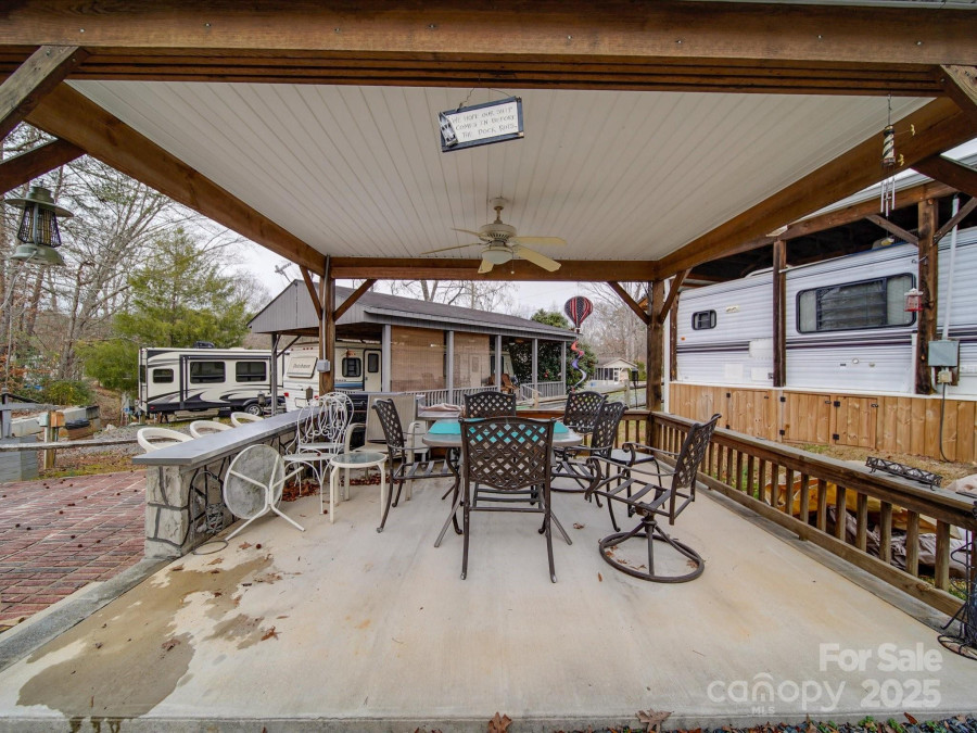 171 Holly Harbor Trl Mount Gilead, NC 27306
