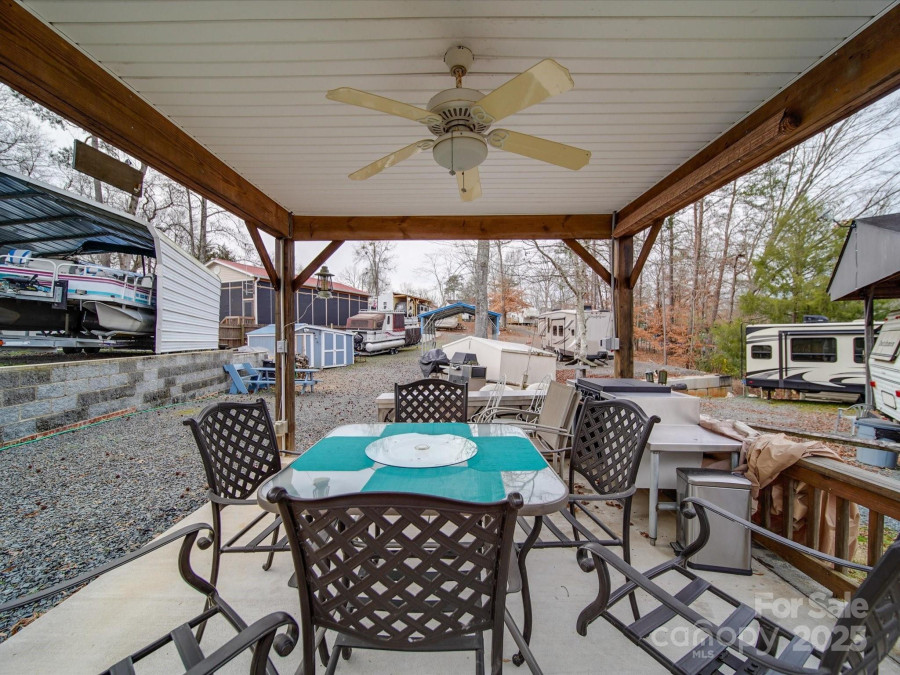 171 Holly Harbor Trl Mount Gilead, NC 27306