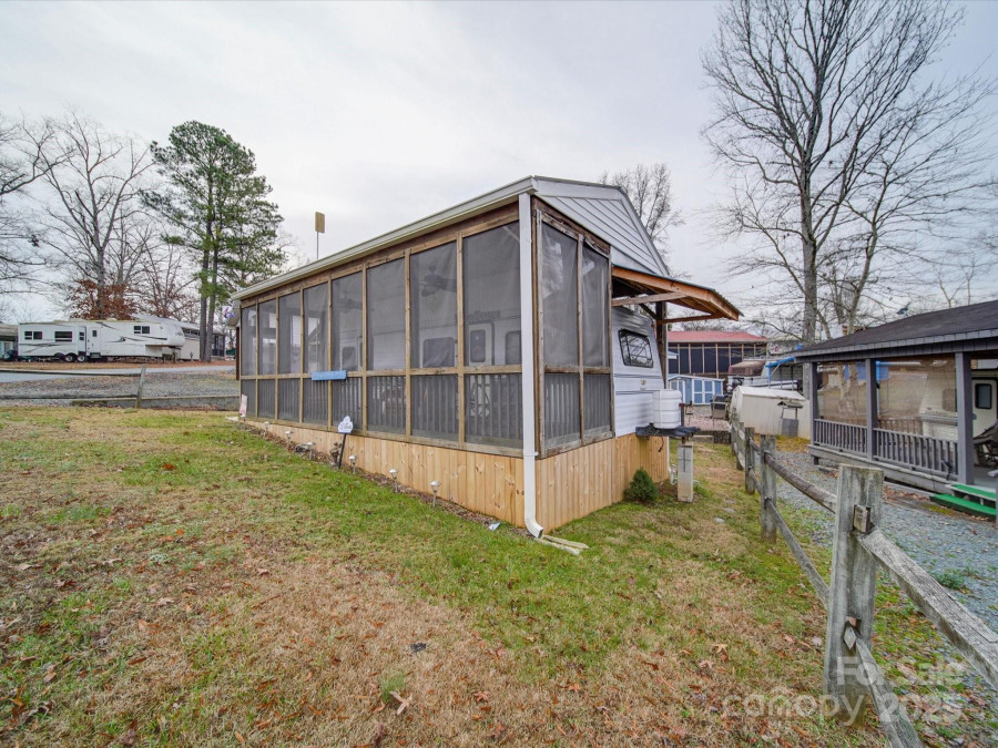 171 Holly Harbor Trl Mount Gilead, NC 27306