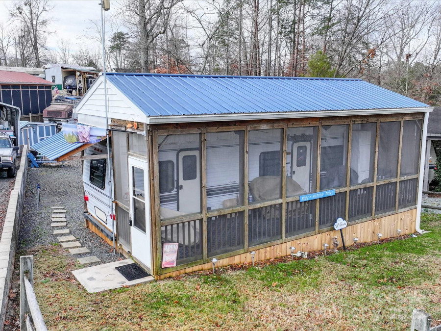 171 Holly Harbor Trl Mount Gilead, NC 27306