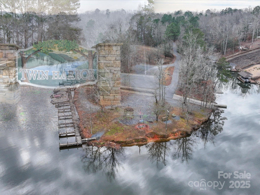 171 Holly Harbor Trl Mount Gilead, NC 27306