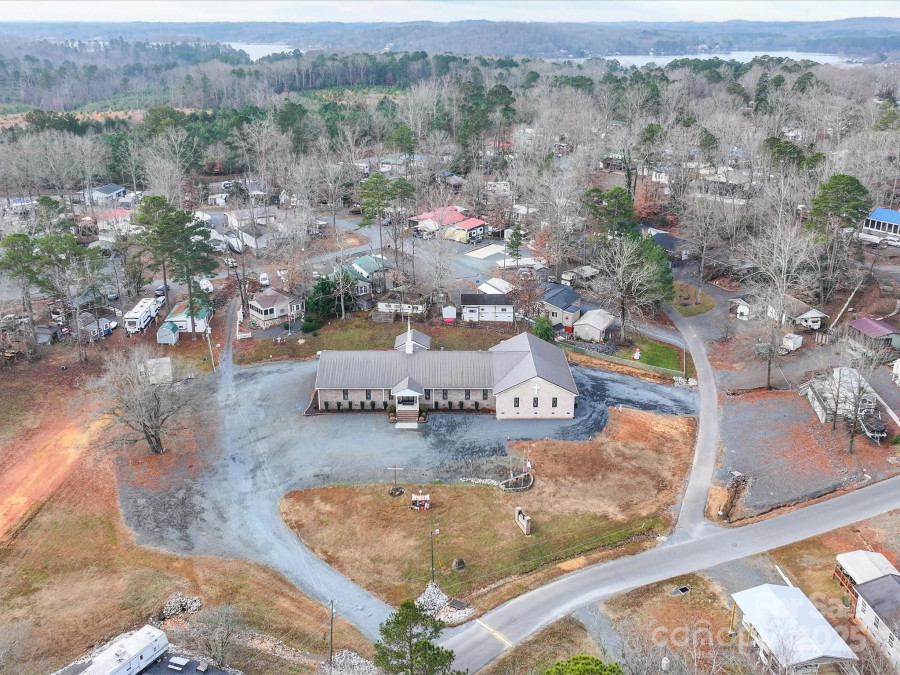 171 Holly Harbor Trl Mount Gilead, NC 27306