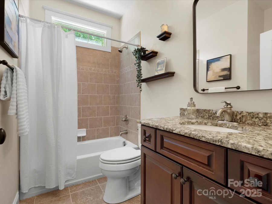 1708 Meadow Crest Ct Matthews, NC 28104