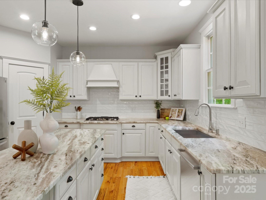 1708 Meadow Crest Ct Matthews, NC 28104