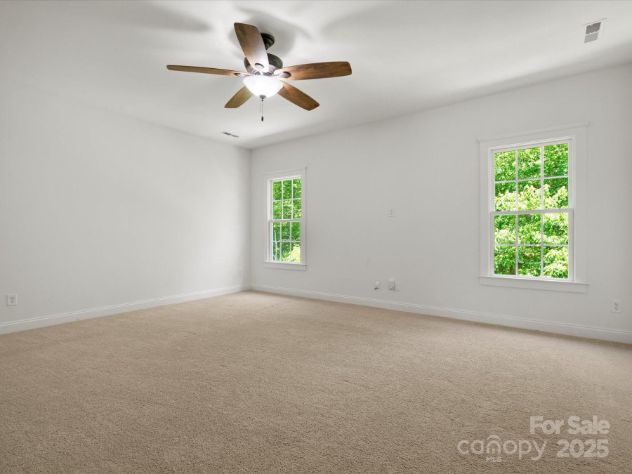 1708 Meadow Crest Ct Matthews, NC 28104