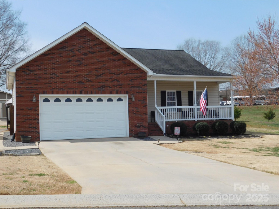 101 Brookview Dr Shelby, NC 28152