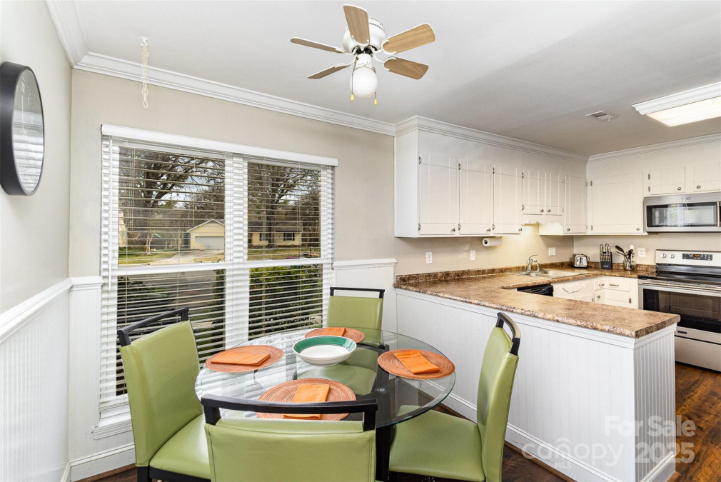 7305 Park Vista Cir Charlotte, NC 28226
