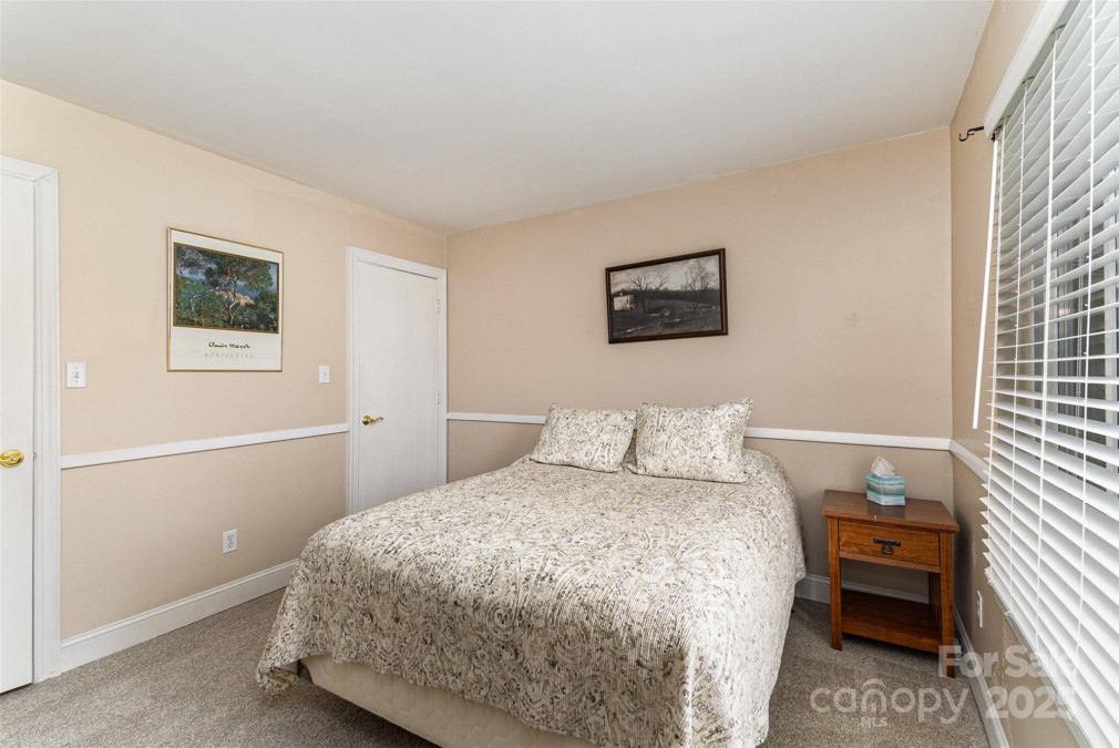 7305 Park Vista Cir Charlotte, NC 28226