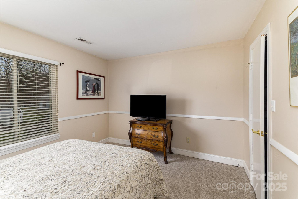 7305 Park Vista Cir Charlotte, NC 28226