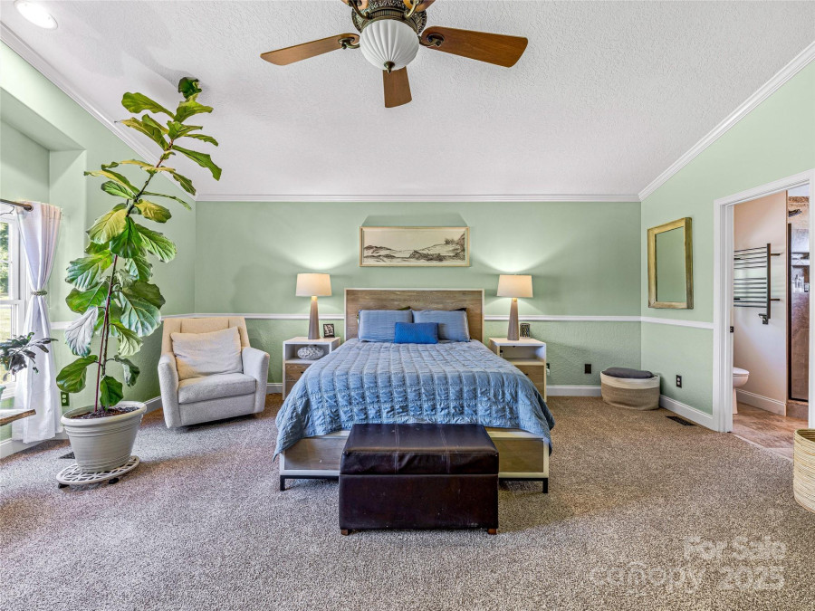 7 Forest Ridge Dr Weaverville, NC 28787