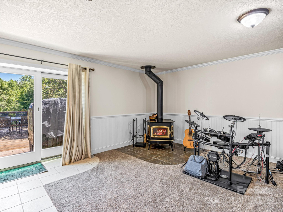 7 Forest Ridge Dr Weaverville, NC 28787