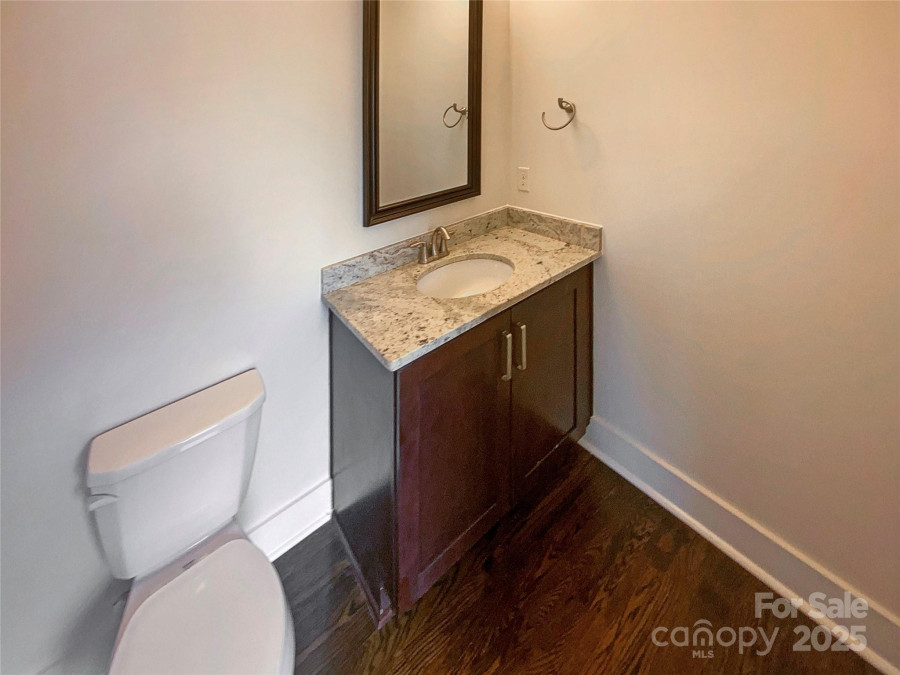 2927 Clemson Ave Charlotte, NC 28205