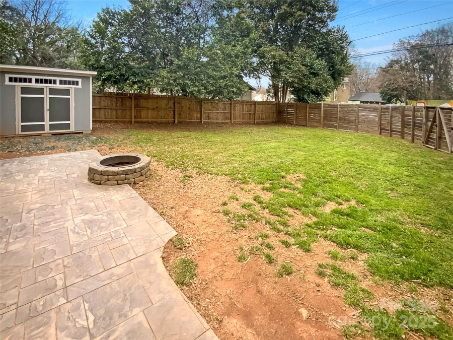 2927 Clemson Ave Charlotte, NC 28205