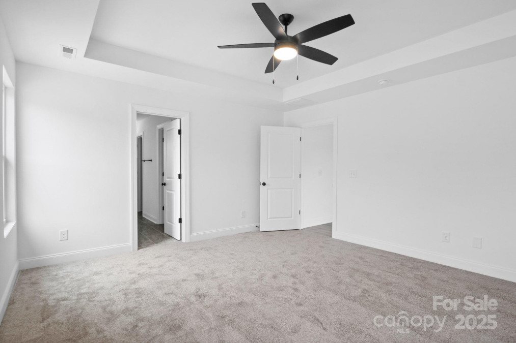 3030 Swallowtail Ln Kannapolis, NC 28083