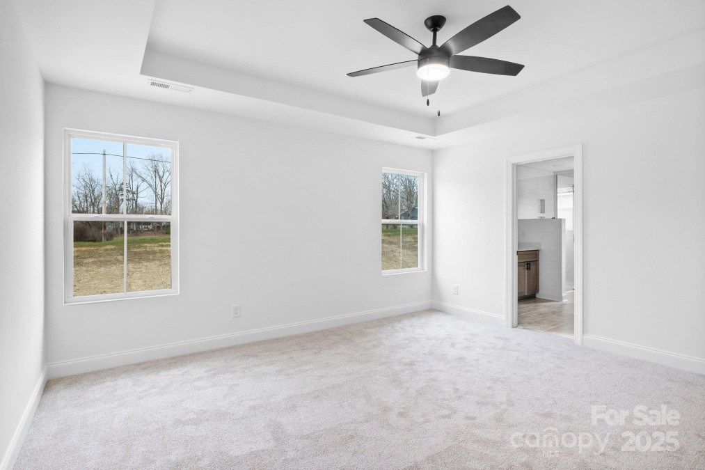 3030 Swallowtail Ln Kannapolis, NC 28083