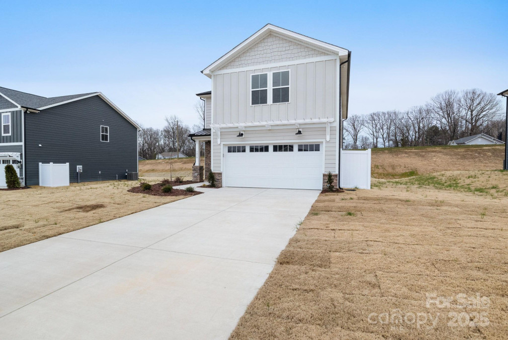 3030 Swallowtail Ln Kannapolis, NC 28083