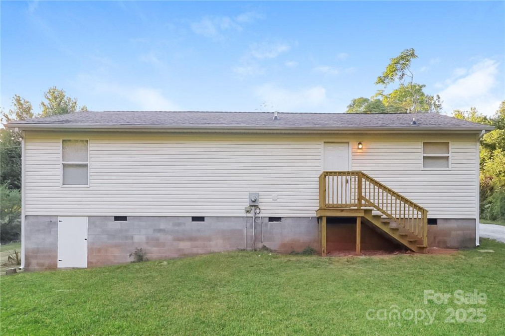 19 Church St York, SC 29745