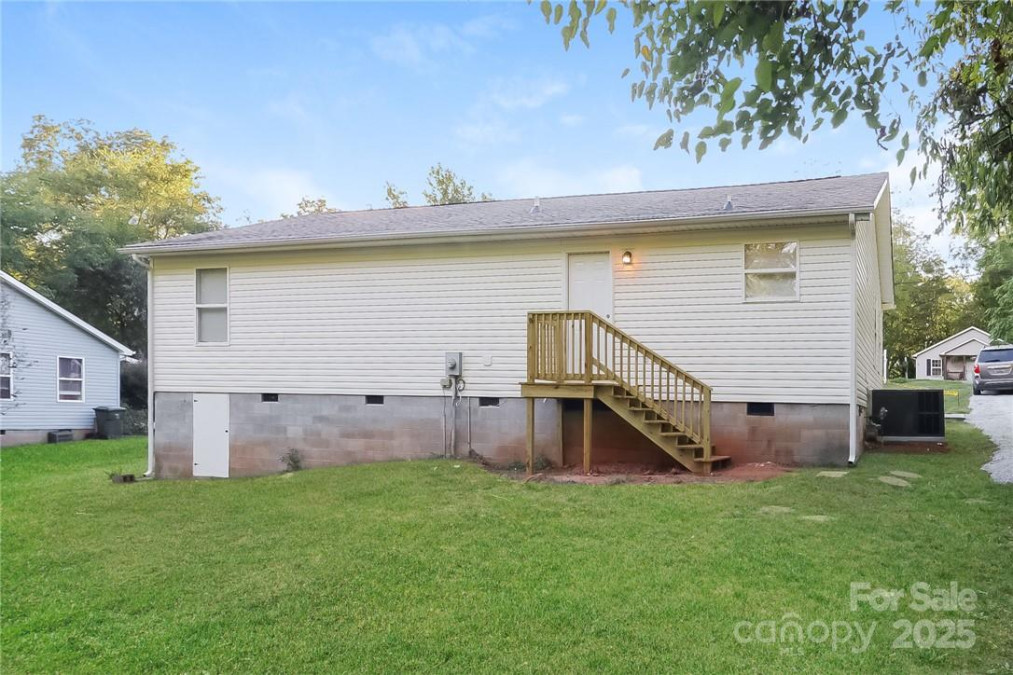 19 Church St York, SC 29745