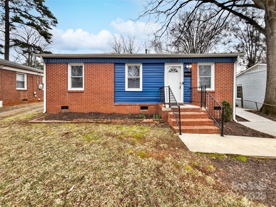 325 Oregon St Charlotte, NC 28208