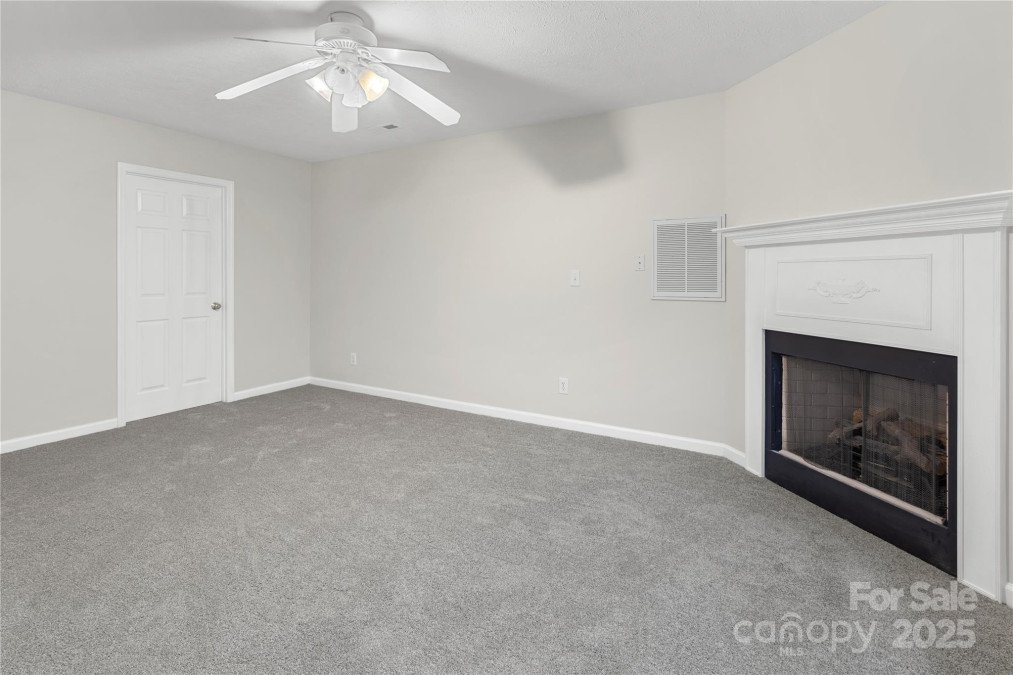 205 Davis Dr Morganton, NC 28655