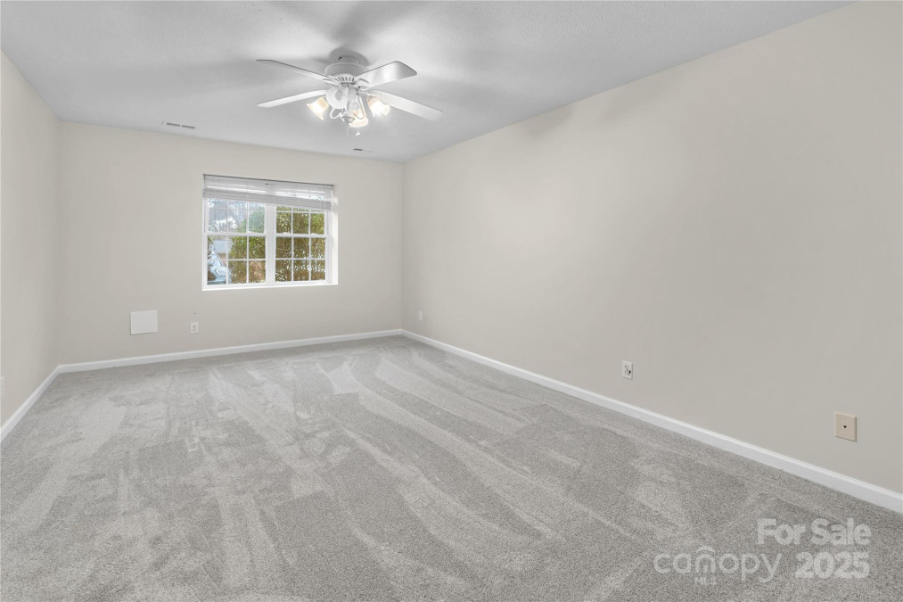 205 Davis Dr Morganton, NC 28655