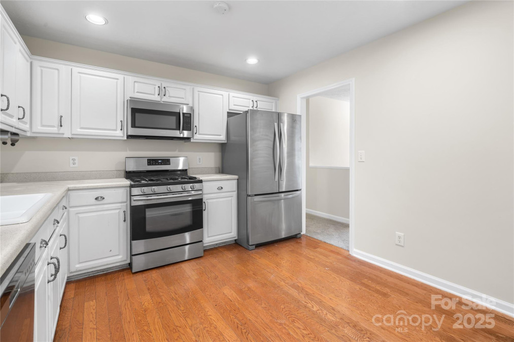 205 Davis Dr Morganton, NC 28655
