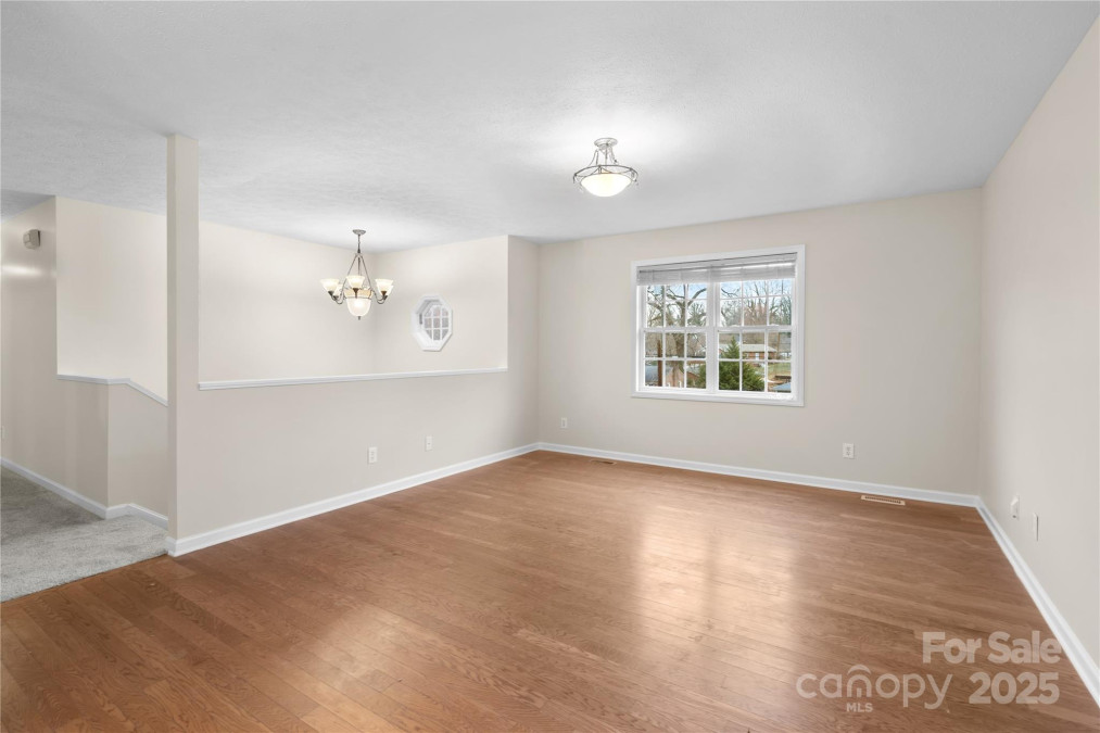 205 Davis Dr Morganton, NC 28655