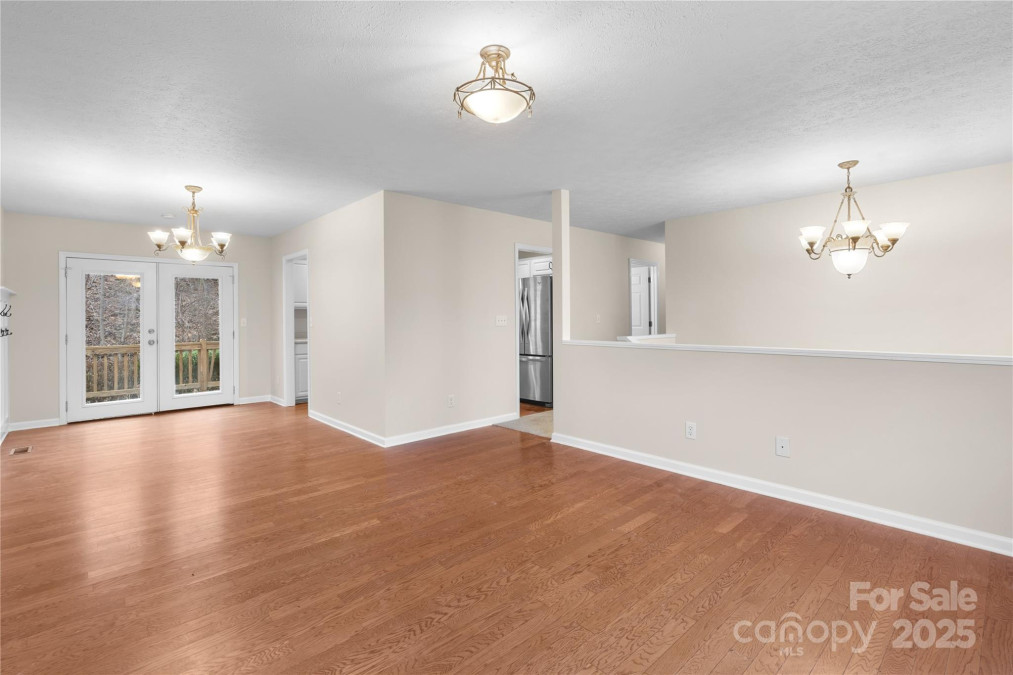 205 Davis Dr Morganton, NC 28655