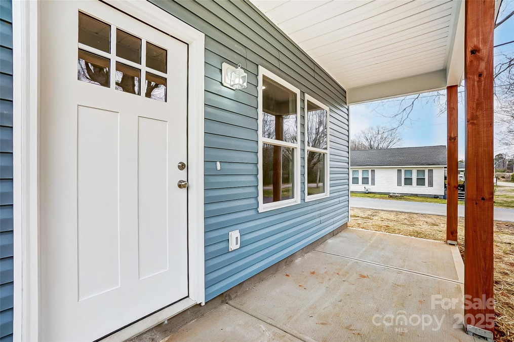 2313 Main St Kannapolis, NC 28081