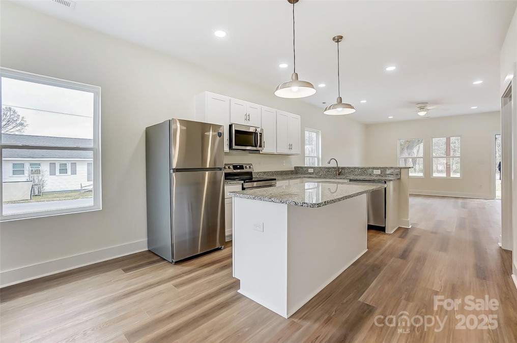 2313 Main St Kannapolis, NC 28081