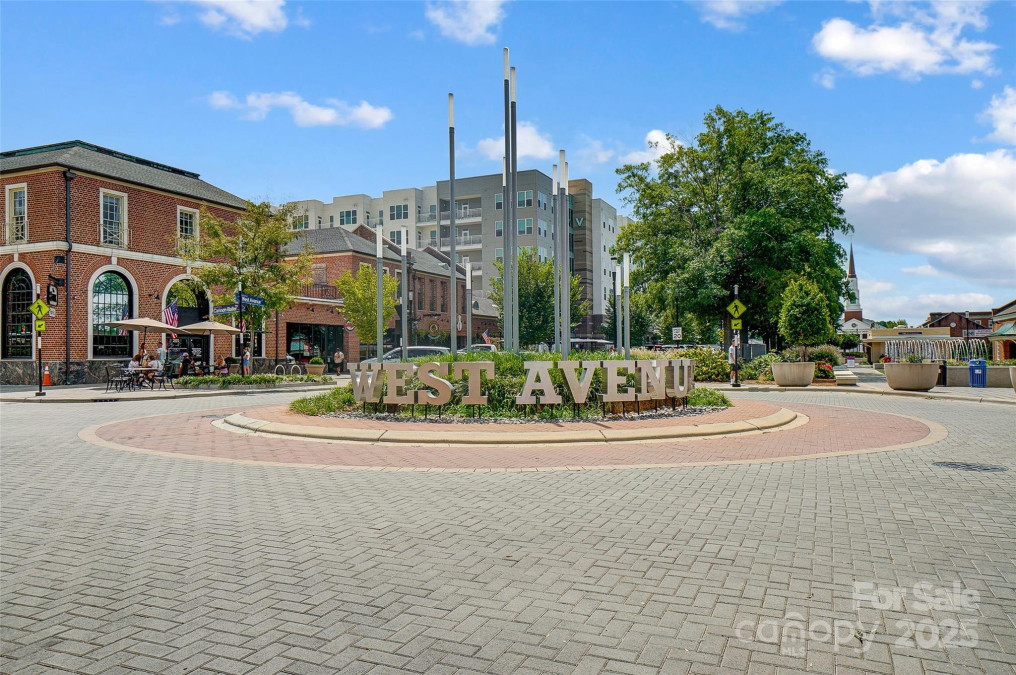 2313 Main St Kannapolis, NC 28081