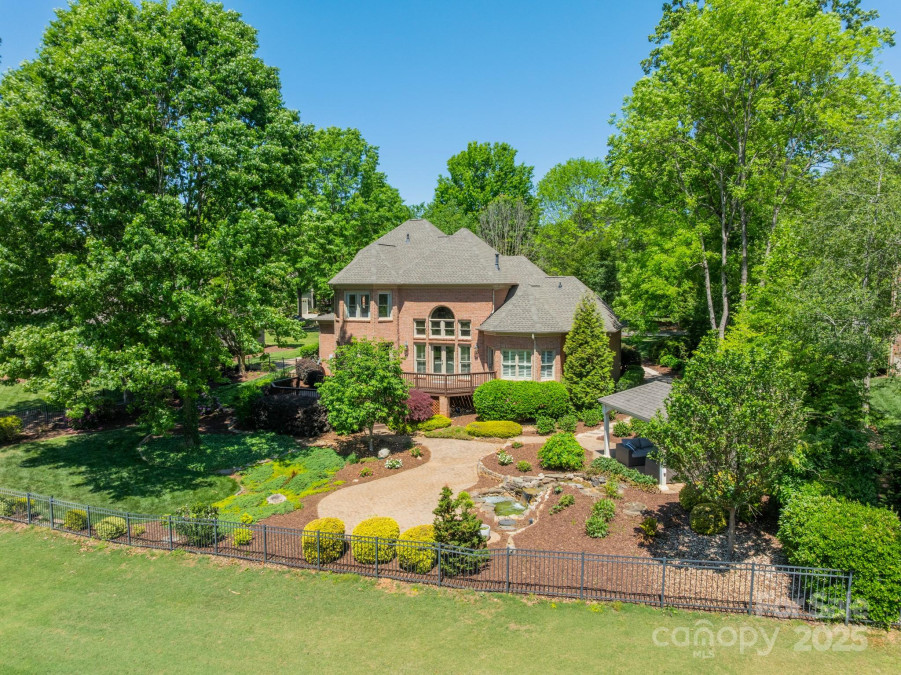 13358 Bally Bunnion Way Davidson, NC 28036