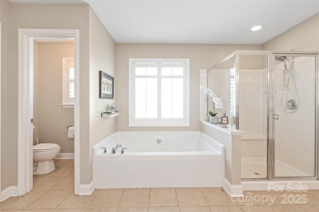 6141 Abergele Ln Matthews, NC 28104