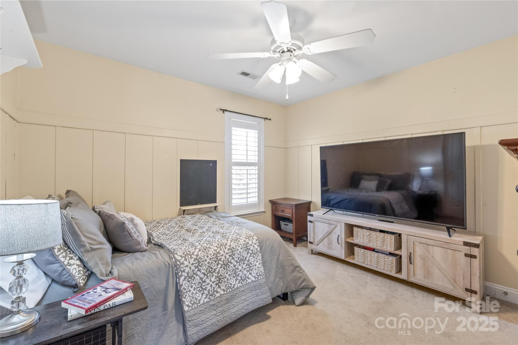 6141 Abergele Ln Matthews, NC 28104
