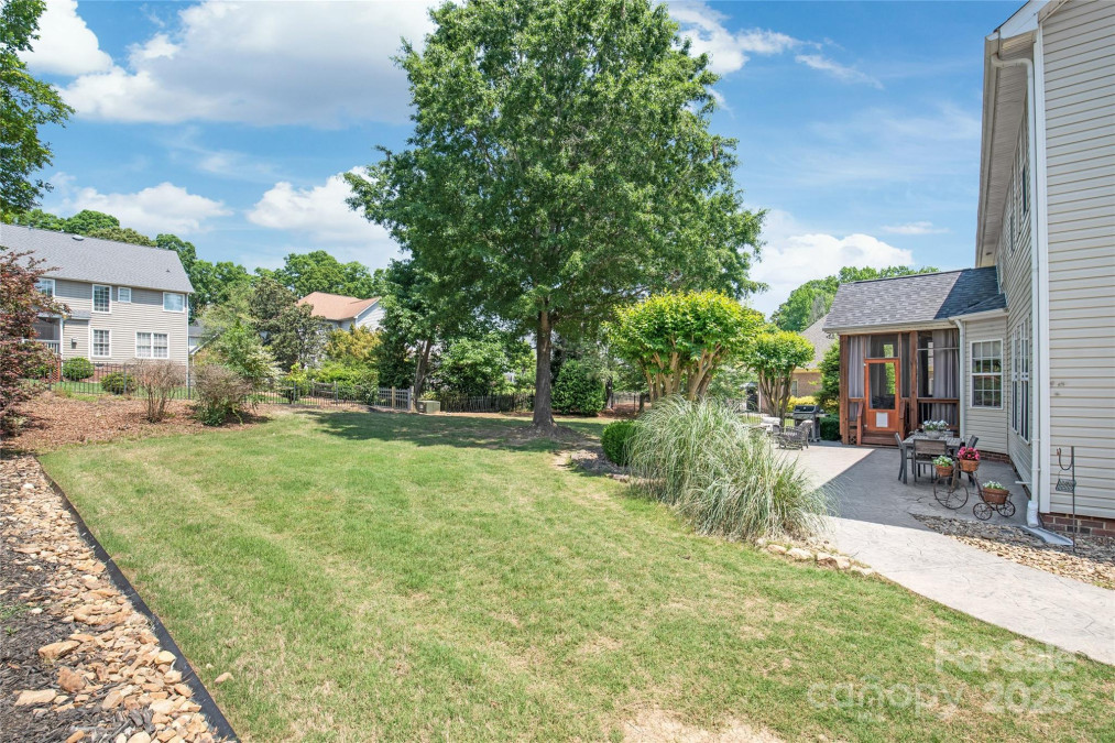6141 Abergele Ln Matthews, NC 28104