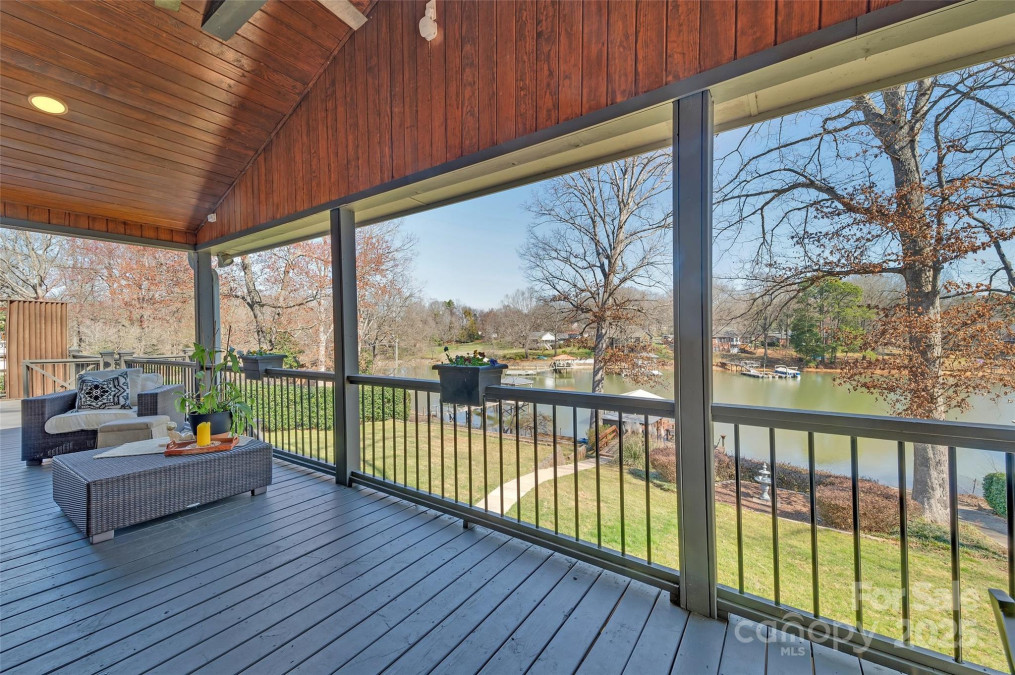 5064 Lynwood Rd Sherrills Ford, NC 28673