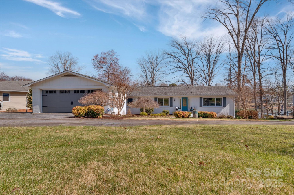 5064 Lynwood Rd Sherrills Ford, NC 28673
