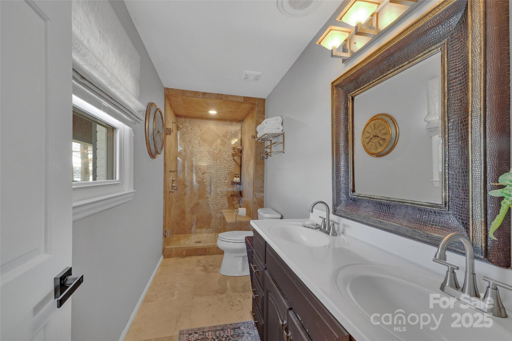 5064 Lynwood Rd Sherrills Ford, NC 28673