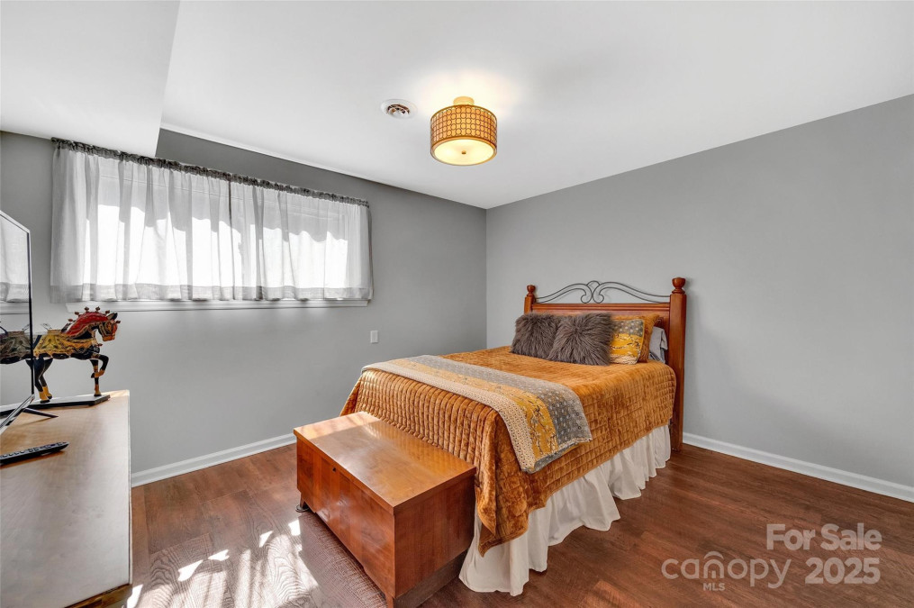 5064 Lynwood Rd Sherrills Ford, NC 28673