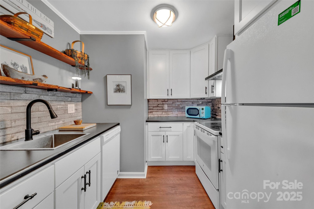 5064 Lynwood Rd Sherrills Ford, NC 28673