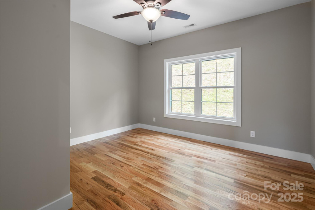 82 Arrowood Rd Weaverville, NC 28787