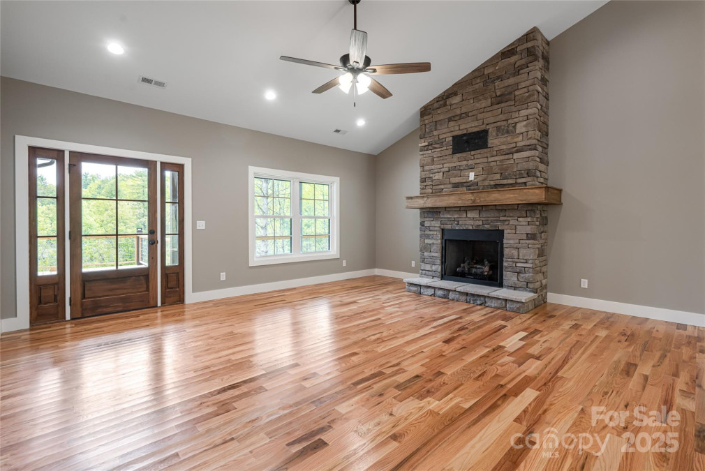 82 Arrowood Rd Weaverville, NC 28787